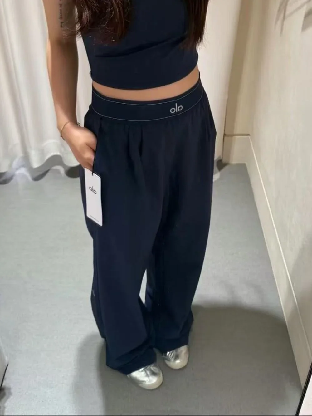 💙ALO Yoga Suit Up Trouser,Navy Blue (Regular 30-inch inner seam) NWT 😀